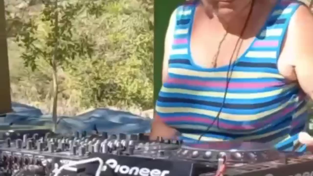 Mood: Grandma's Party 😎