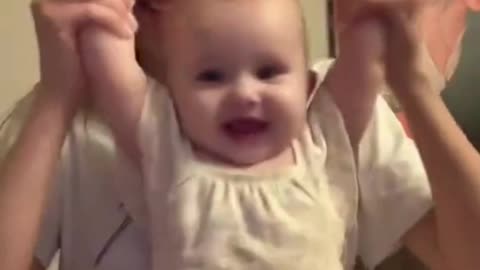 💕 Giggles, Wiggles & Pure Joy 👶✨#MamaAndBaby 💕 #BabyGiggles 😂 #PreciousMoments 📸 #LoveInEverySmile 😊