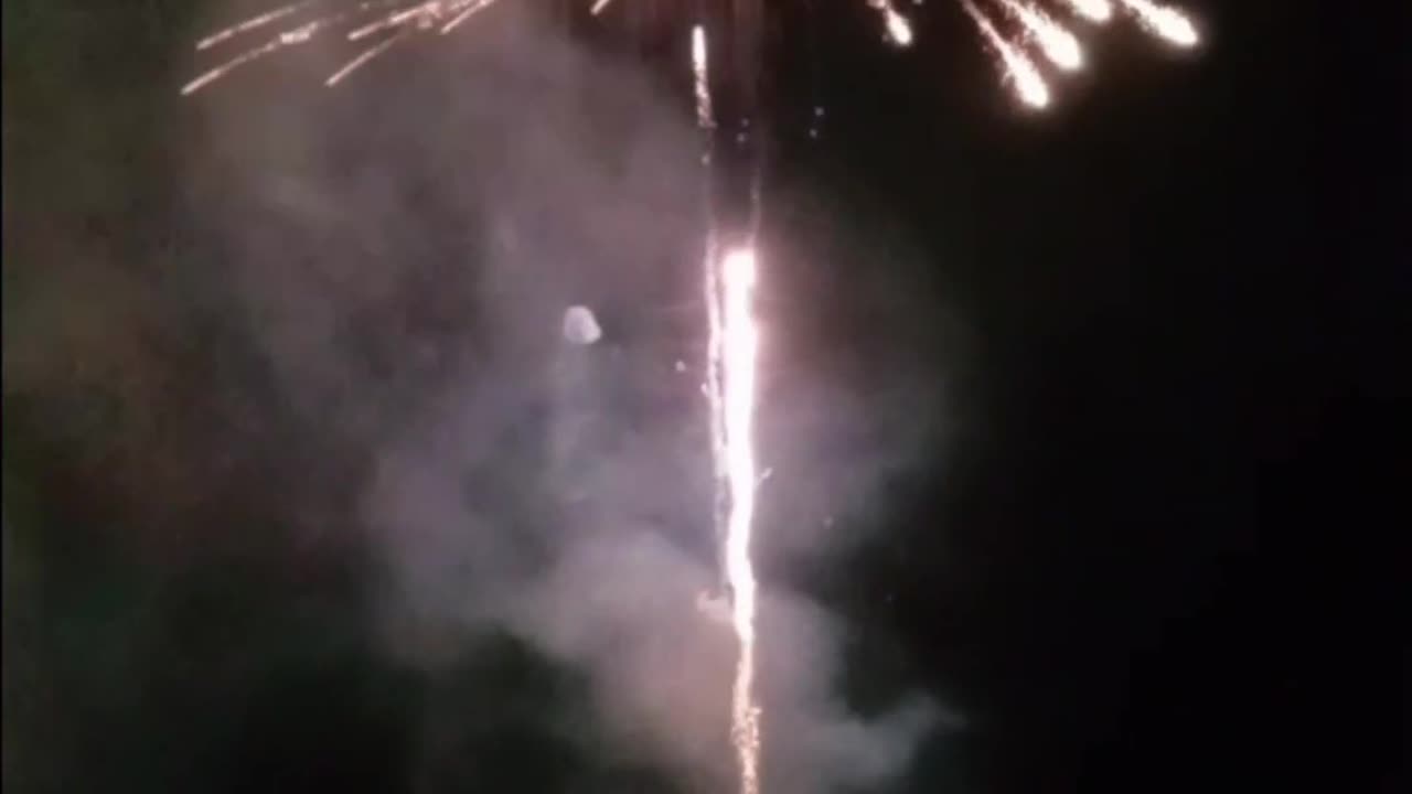 Fireworks 2025 Lake Quassapaug (Full)