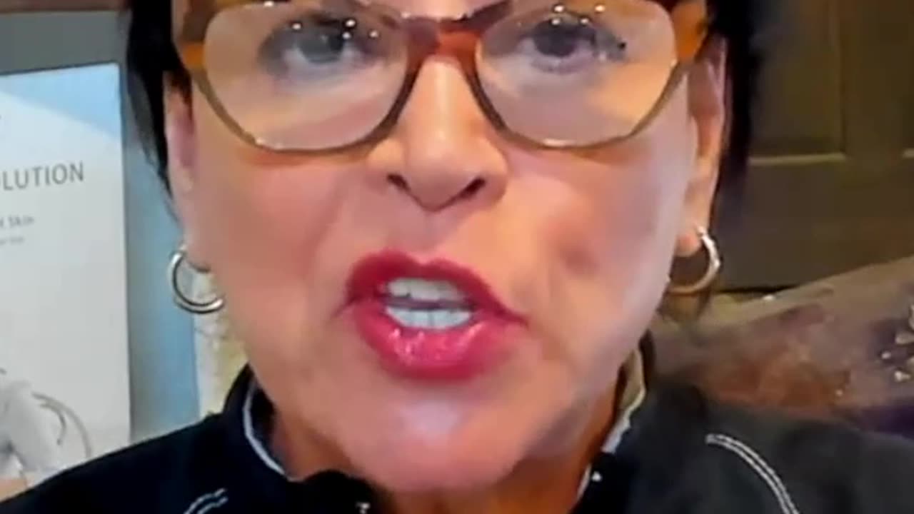 Why Smoking Destroys Your Skin & Ruins Your Skincare Routine ðŸš