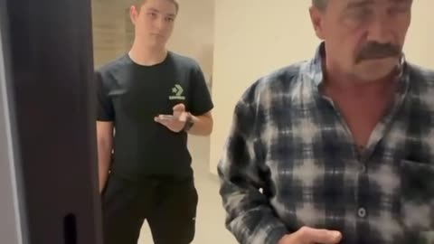 Wounded Veteran Beaten by Neighbors in Lviv Because His Use of Crutchs Disturb Residents