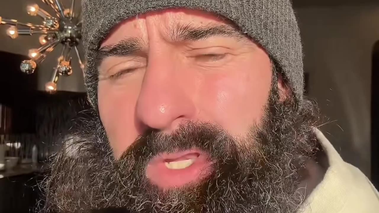 Bitcoin's Rise: Larry Fink's Flip & Trump's Crypto Fortune