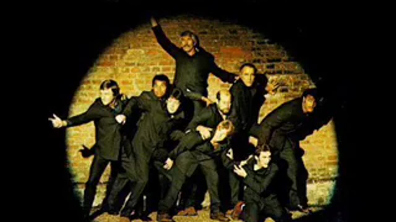 Paul McCartney and Wings - Nineteen Hundred and Eighty Five