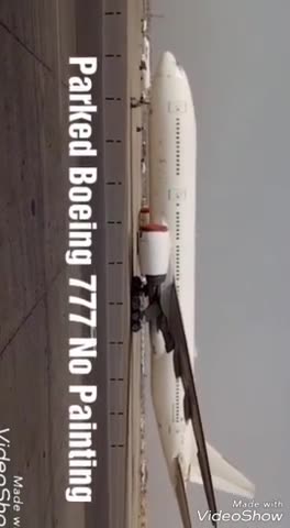 Funny Parked Boeing #B777 With No Painting #Aviation #AeroArduino