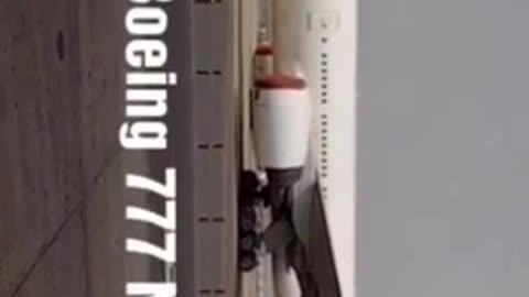 Funny Parked Boeing #B777 With No Painting #Aviation #AeroArduino