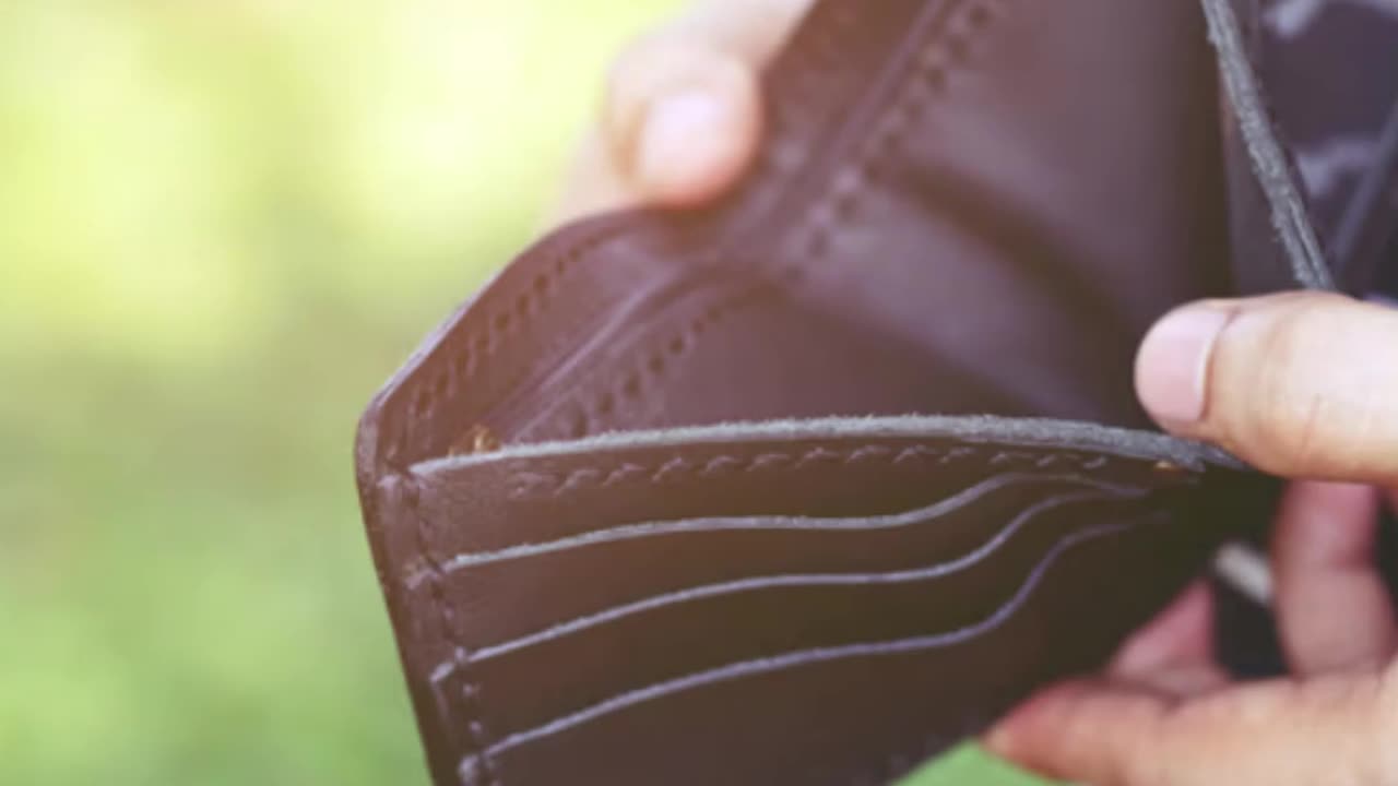 TORNÁDO ZNIČILO TÉMĚŘ CELÉ MĚSTO - ZPRÁVY Z MAINSTREAMU