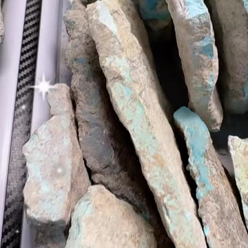 20250710-7 Turquoise Rough: Unopened Geology Egg Can