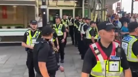 "Send them home!" Protests are spreading across UK. Excellent. Soon, everywhere in Europe.