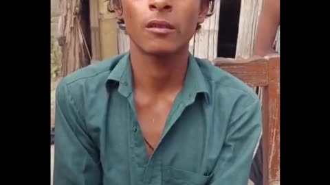 Lover Caught at Married Woman’s Home—Beaten and Tied to Chair by Villagers in Kushinagar!