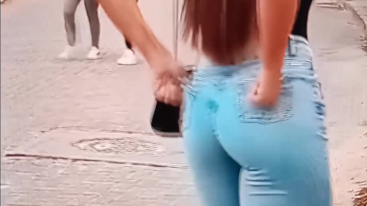 Black top and jeans fit check