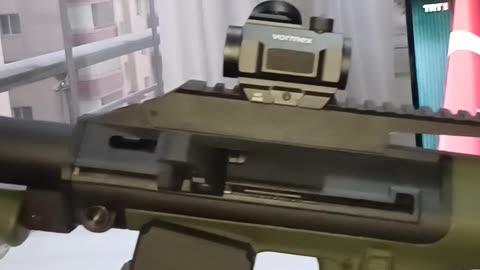 Serengeti Arms AUG12 ve Vormex Coss 11 Reddot