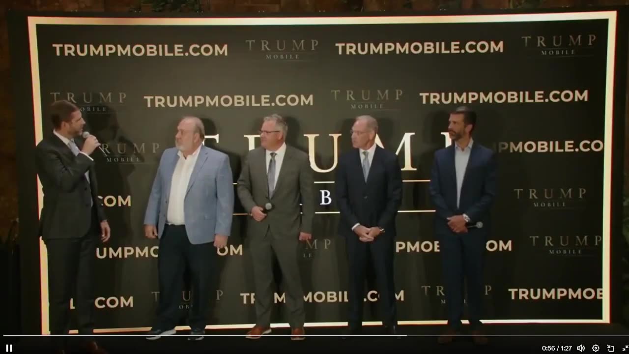 Eric Trump vừa thông báo về việc ra mắt "Trump Mobile".