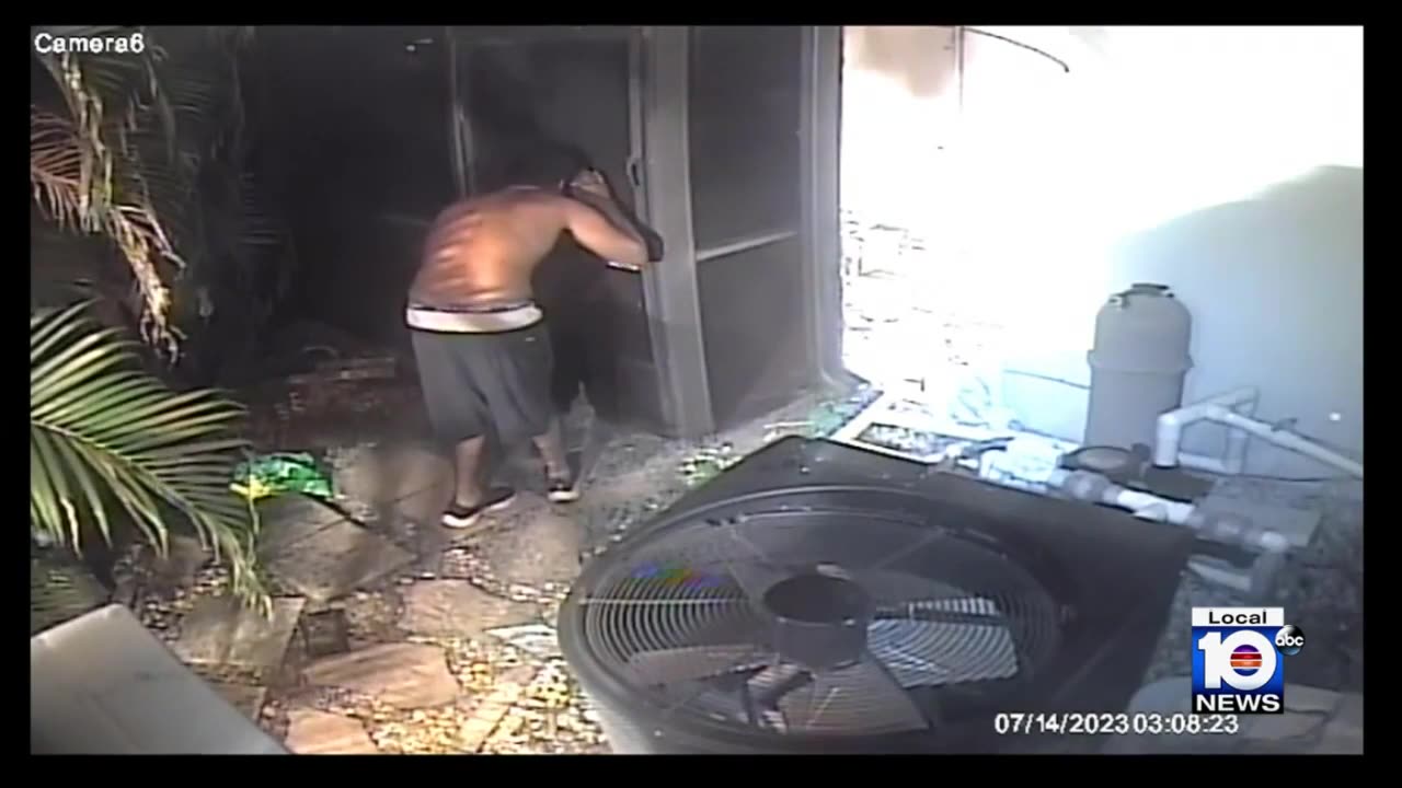 Deputies arrest black suspect 'peeping Tom'