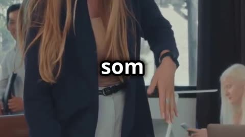 Vem är Simona Mohamsson?