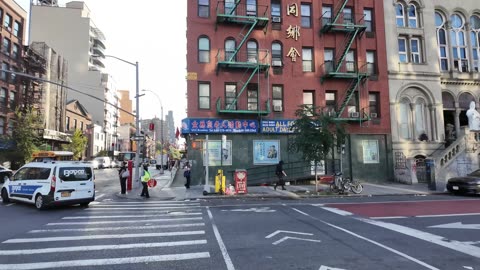 🗽 NYC Live 🔴 Walk (Chat on YouTube)