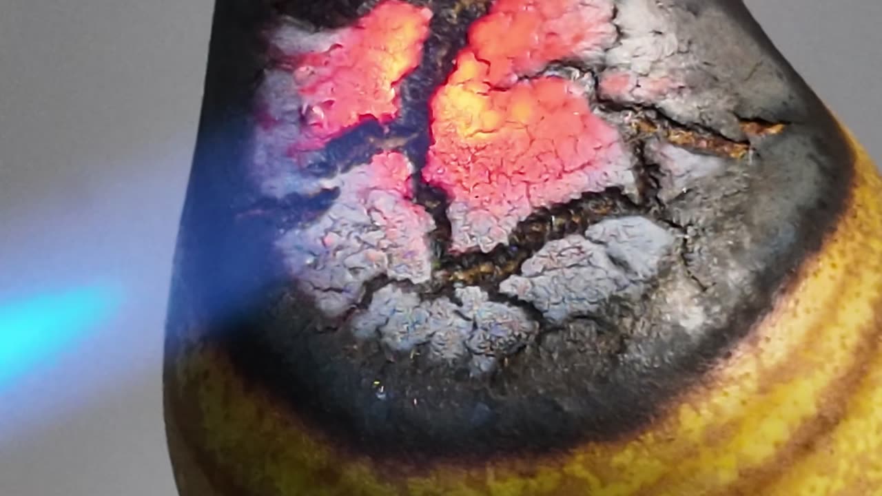 Blowtorch vs Pear 🔥🍐 #blowtorch #fire #experiement #science