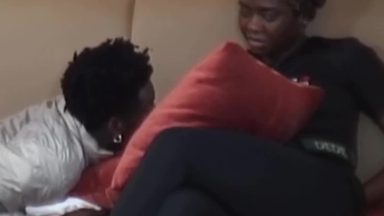 Dede and Koyin's Frienship Goal!!