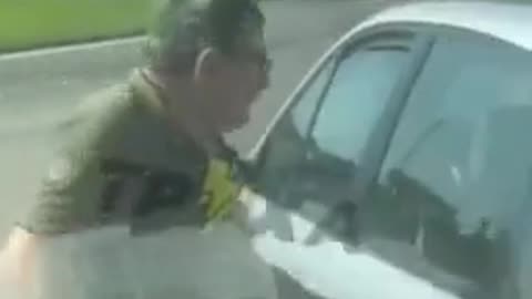 🎥🔥 Ukraine Russia War | Woman Films Busification Threatening TCC | RCF