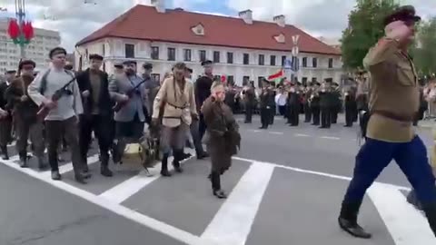 🐐🥔 Goats at the parade in Belarus…