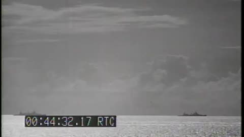 BOMBARDMENT OF GUAM FROM USS NEW MEXICO - BOMBARDMENT OF GUAM FROM USS NEW MEXICO - 428-npc-4659