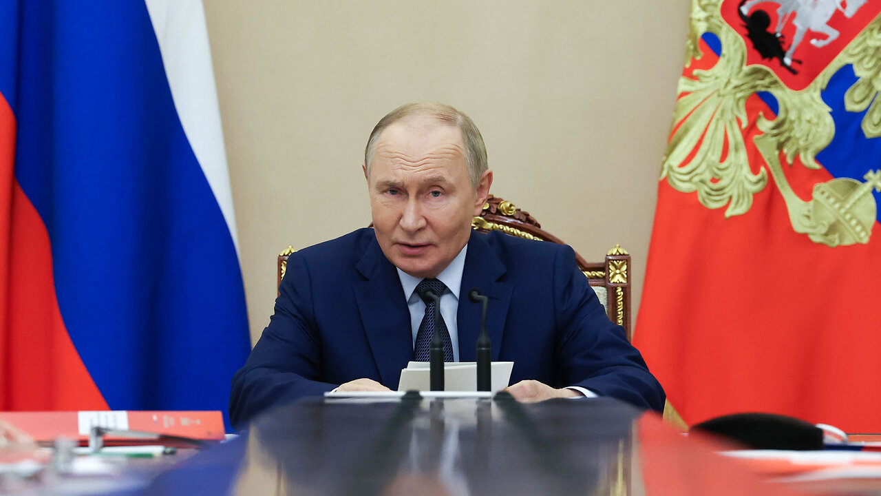 Putin: Rusia observará el Tratado START III un año después de su expiración