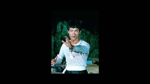 Cross kick Studio Films Bruce Lee Big Boss