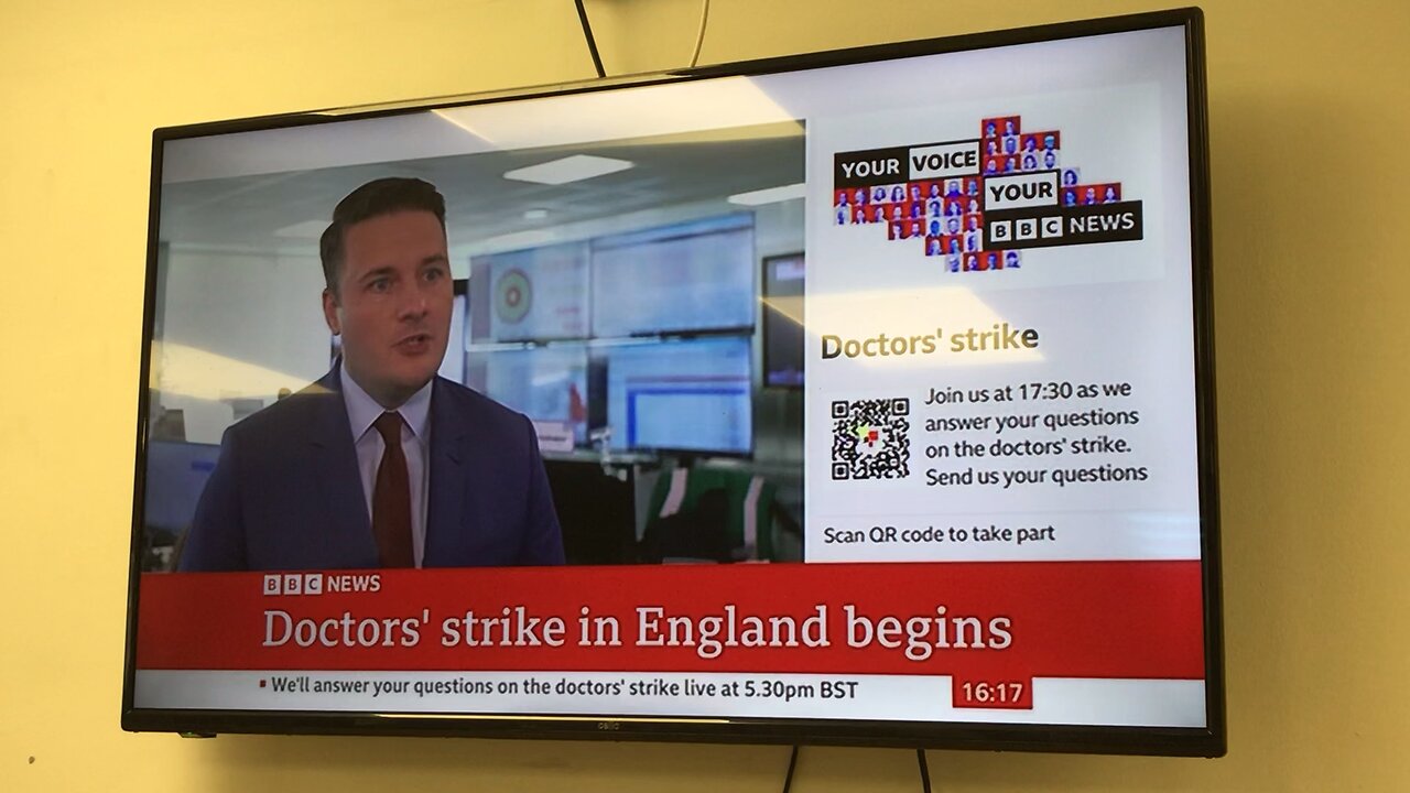BBC news 25/07/2025 NahS doctors strike