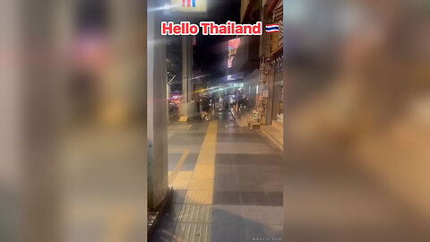 Tourist Beats LadyBoys