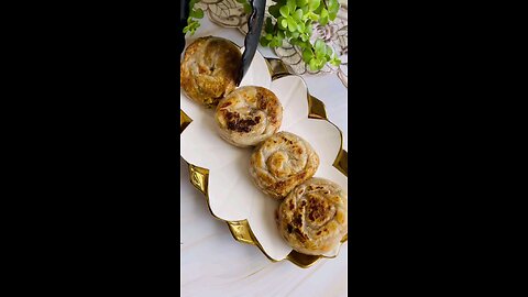 Momos