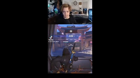 Funny Hammer Plan #Overwatch2 #Reinhardt #GamingShorts #FunnyGaming #OW2