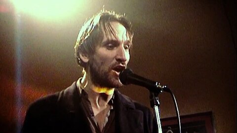 Christopher Eccleston does Evidently Chicken Town.