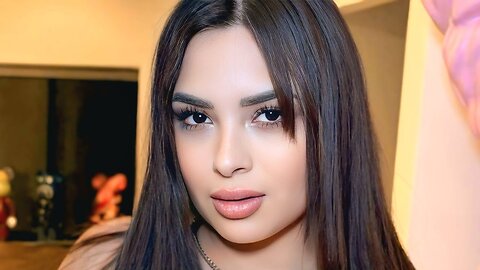 Yusi Dubbs ✅️ Biography, Brand Ambassador, Age, Height, Weight, Lifestyle, Facts