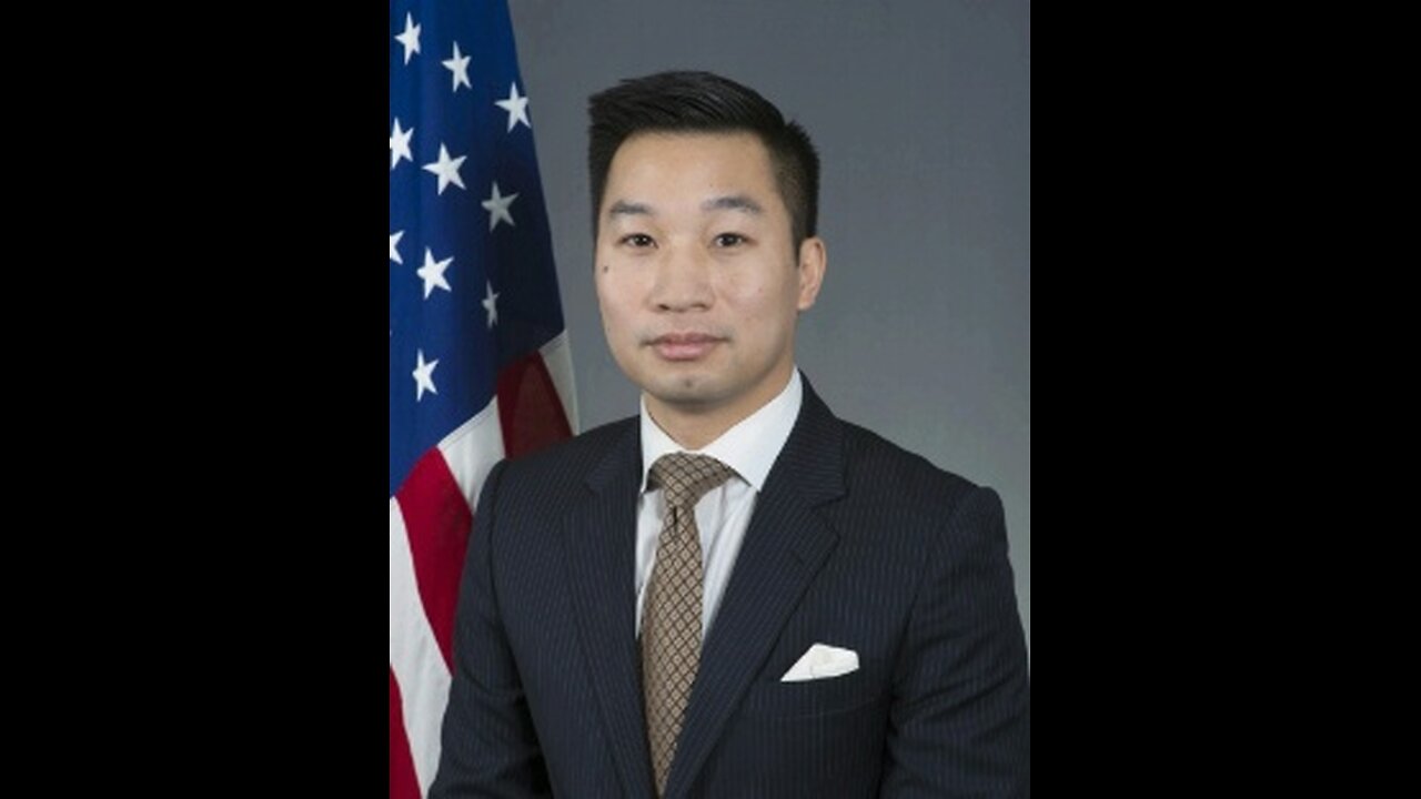 THE DOUBLE AGENT BEHIND SIGNAL GATE-TRUMP ADMIN IS COMPROMISED!