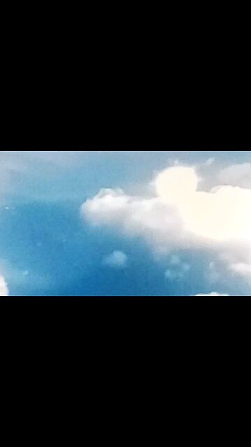 FLIGHT MH-370 + 3 ORBS DISAPPEARING (TELEPORTING)