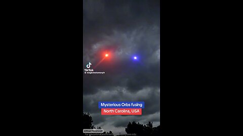 Orbs Seen Over North Carolina