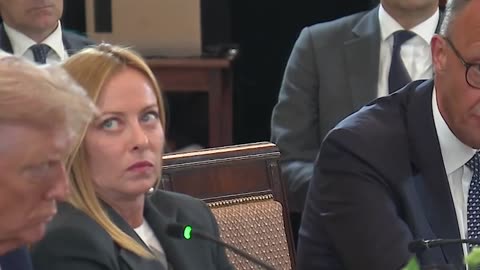 Italian PM Giorgia Meloni rolls eyes as German PM Friedrich Merz Lectures Trump