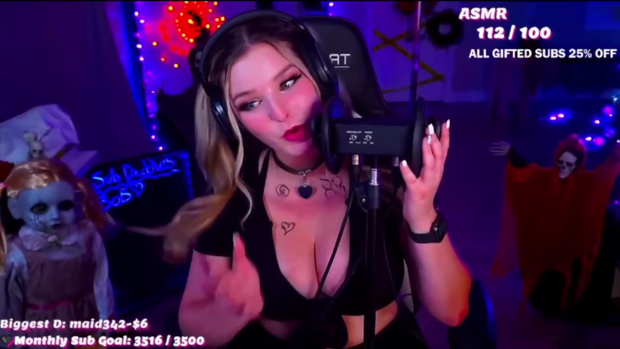 ASMR Ear Licking, Whispers, & Kisses| TheNicoleT