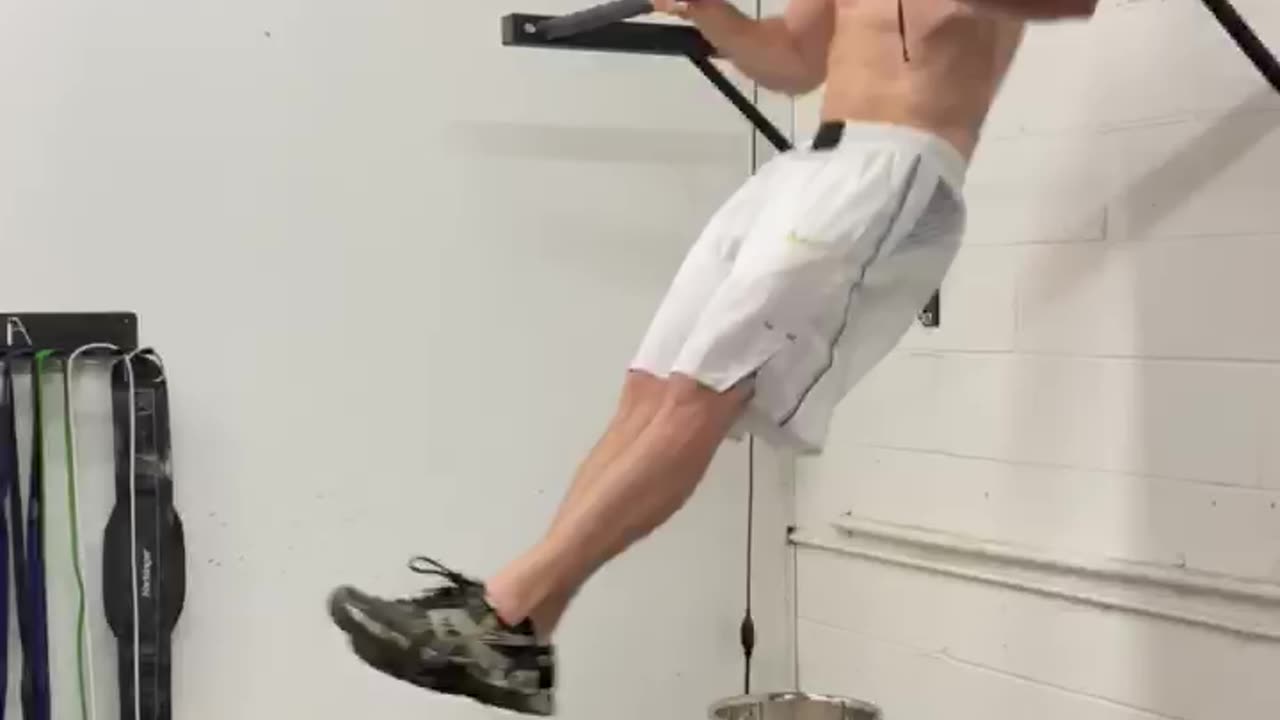 Muscle Up or Bar Down?