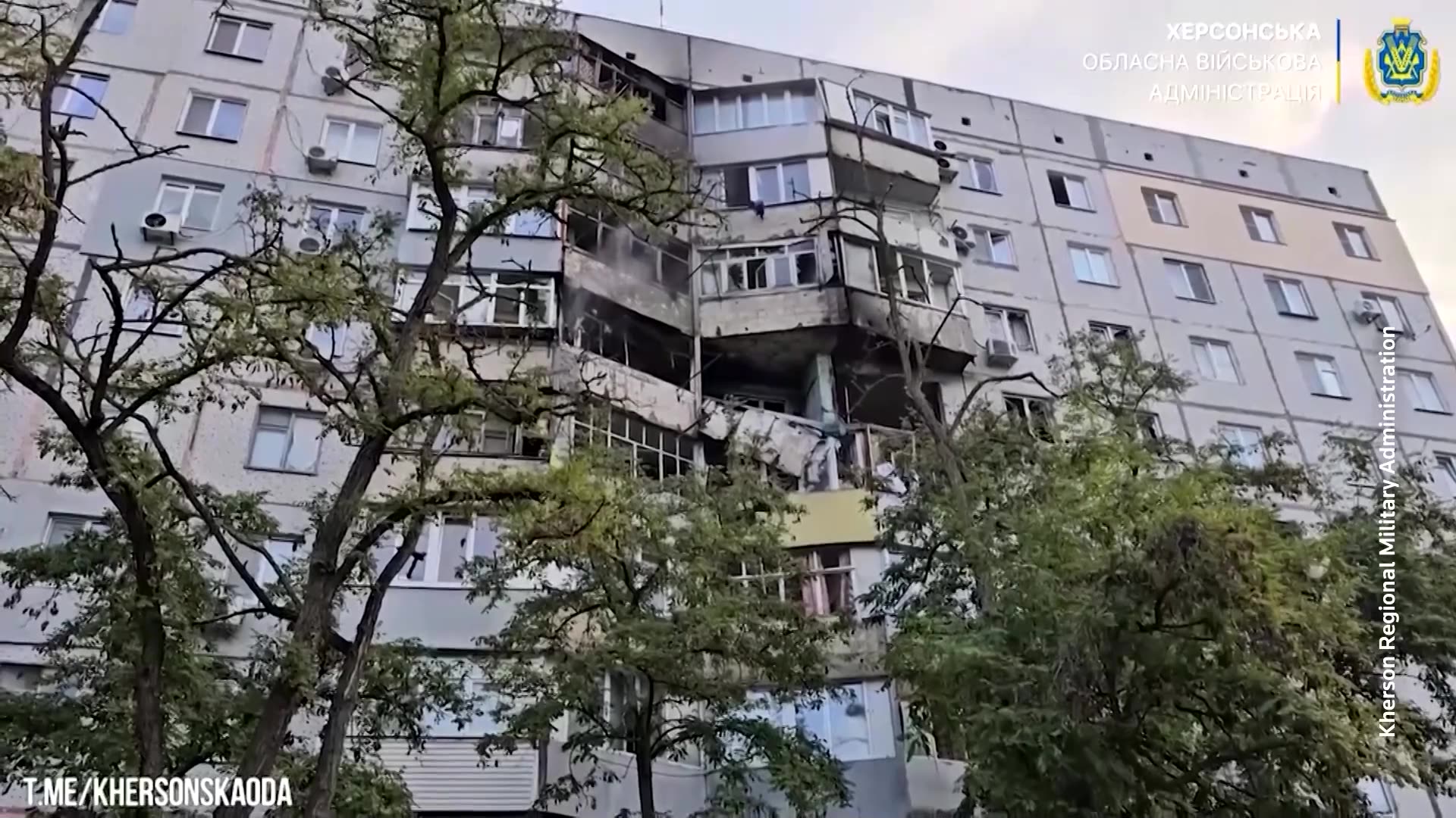 War-hit Kherson cafe closes as Russian shelling mounts