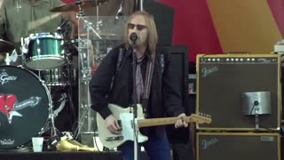 Tom Petty and the Heartbreakers - Live at The New Orleans Jazz and Heritage Festival (2012)