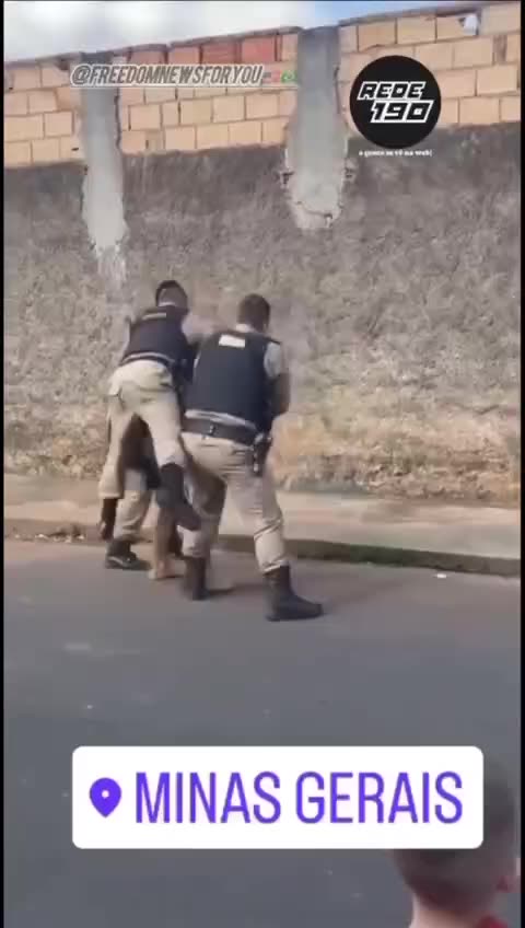 Incrível o despreparo dos policiais..