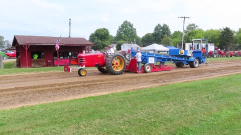 Tractor pull in Marshallville, Ohio