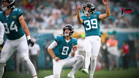 Bears Edge Dolphins in Preseason Nail-Biter! 🏈🔥