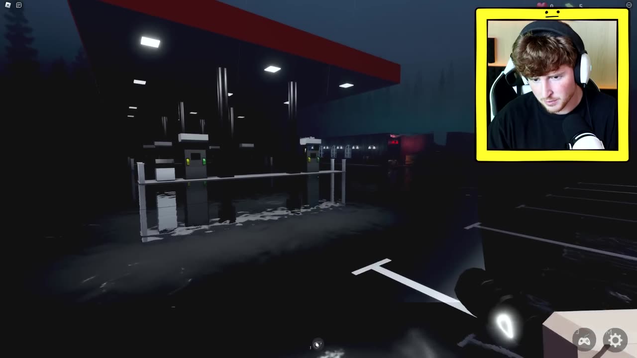 Playing The FORBIDDEN Night Shift Horror Game (Roblox)