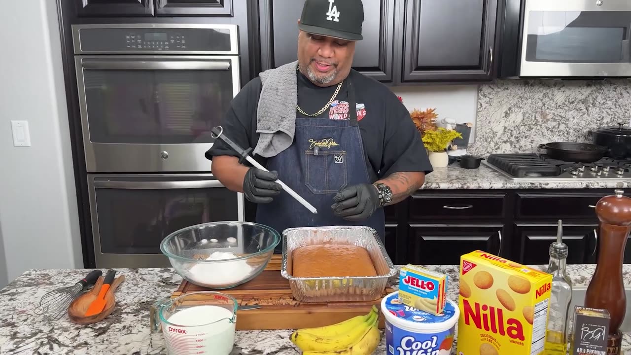 This Banana Pudding Cake Will Be the Star of Your Next Cookout