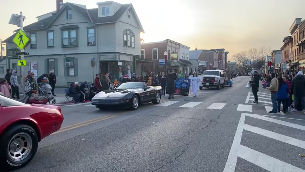 Downingtown Christmas Parade 2022