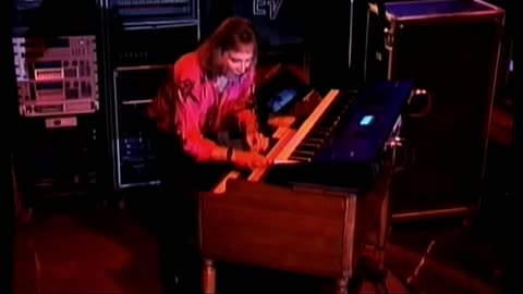 Born to Be Wild - John Kay & Steppenwolf (live)