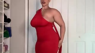 Watch the Beautiful Plus Size Model #tiktok 4