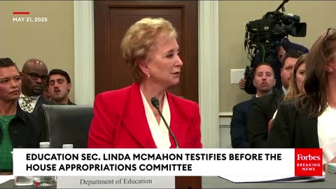 'That Doesn't Make Any Sense': Madeleine Dean Grills Sec. McMahon On 'Fallacy' Of Shuttering DoE