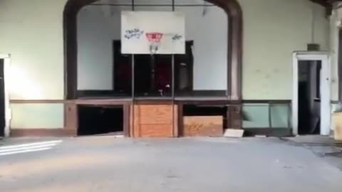 Stunning Abandoned Church in Detroit #abandoned #urbanexploration #abandonedplaces - Ruin Road
